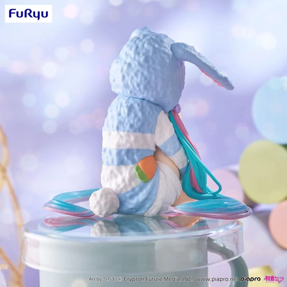 HATSUNE MIKU - Pizsamás Szobor